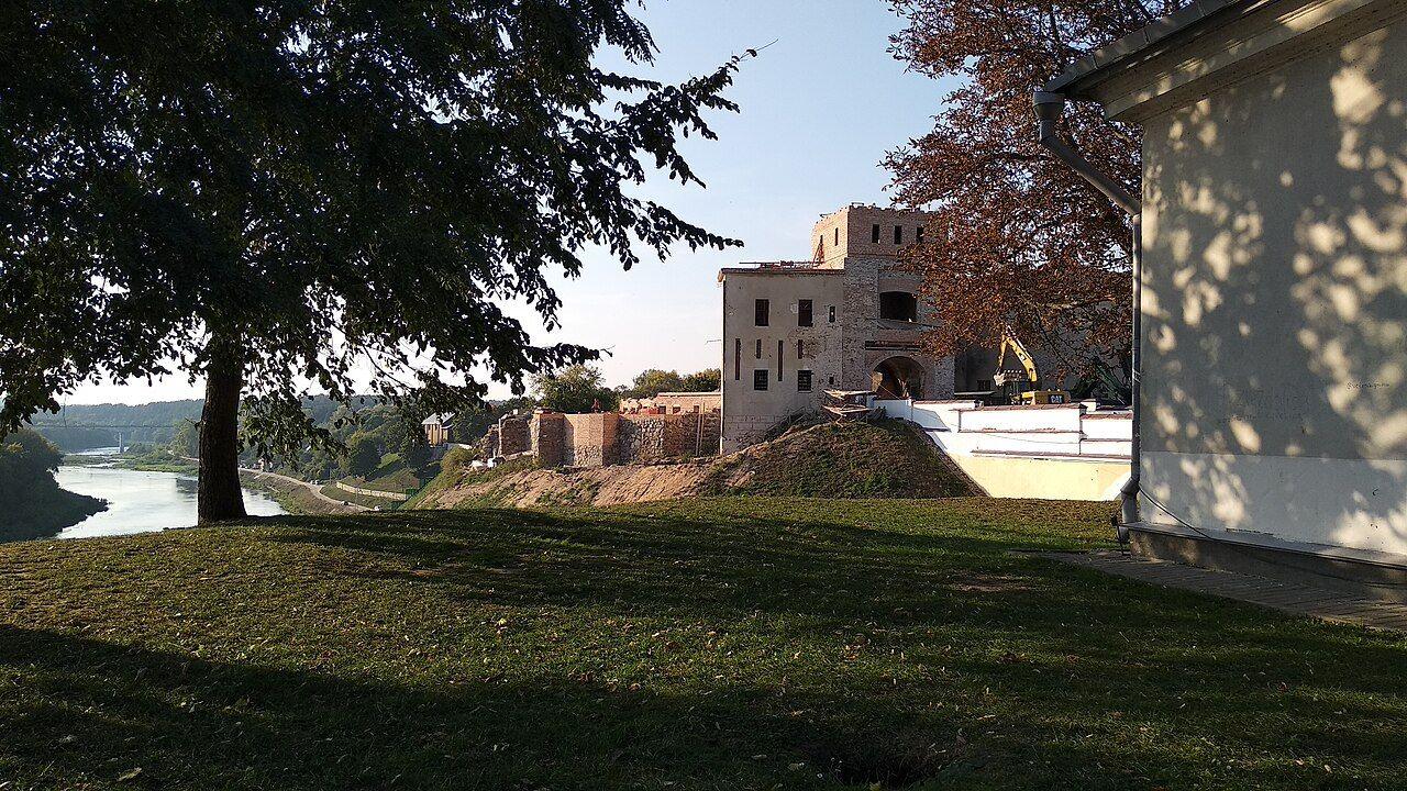 Гродно за один день: замки, Фарный костёл и Коложа